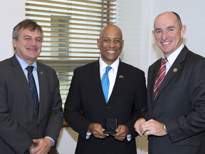 (L-R) Chief Defence Scientist Dr Alex Zelinsky, Dr Reginald Brothers and Assistant Minister for Defence Stuart Robert.