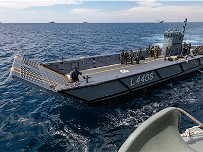 A RAN LHD Landing Craft (Image: Defence)