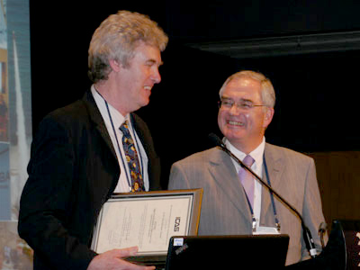 DSTO's Dr Allan Paull receives the von Karman Award for International Co-operation in Aeronautics.