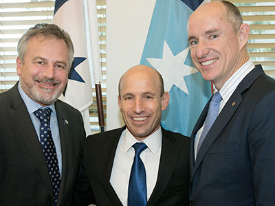 L-R: Chief Defence Scientist Dr Alex Zelinsky, Israeli Real Admiral Ophir Shoham and Assistant Minister for Defence Stuart Robert