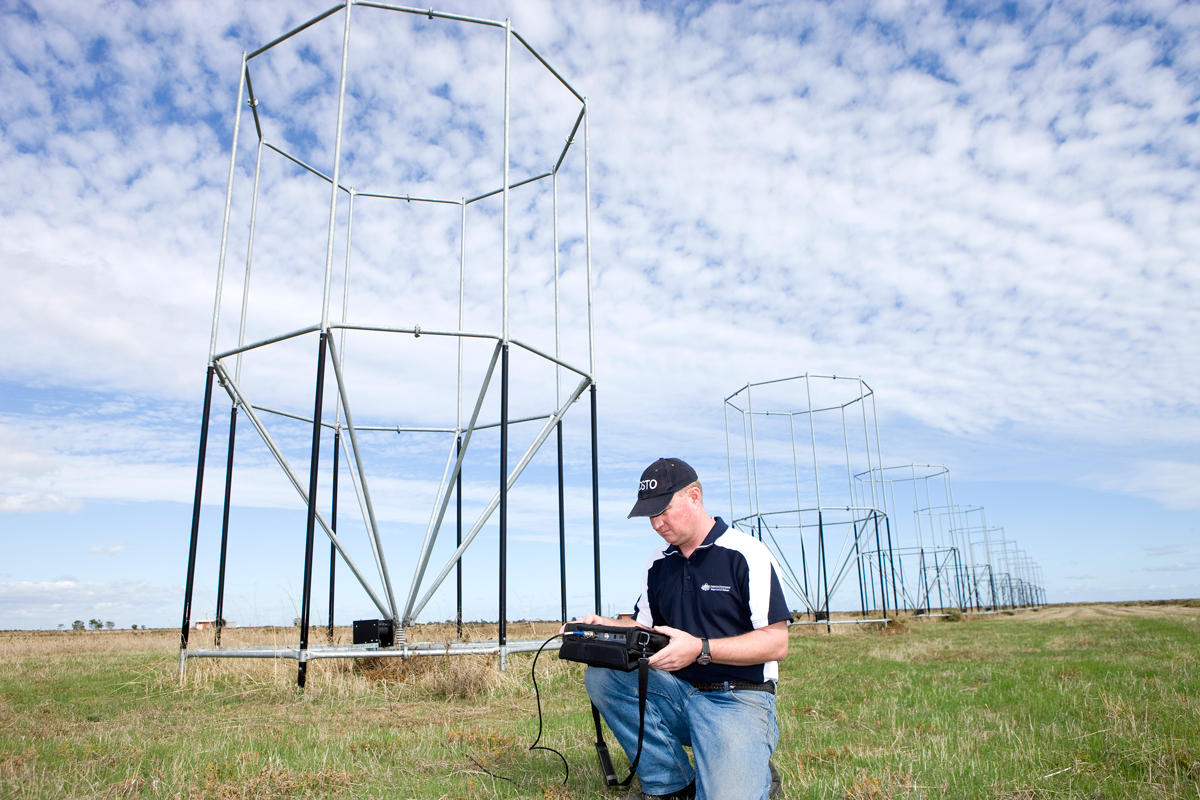 DSTO's experimental 'Grail' antenna array supports research into improving Jindalee Operational Radar Network (JORN) performance by avoiding propagation via disturbed ionospheric paths