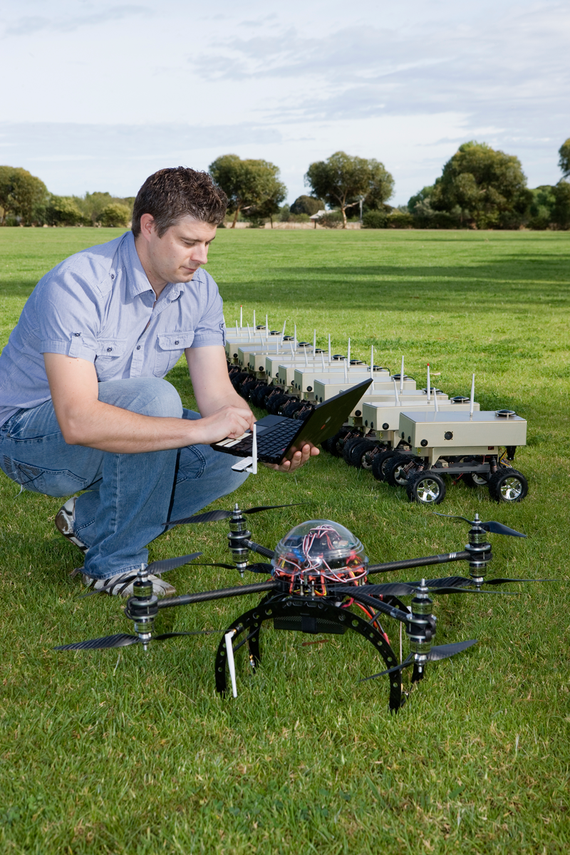 DSTO is developing a network of small unmanned land and aerial vehicles which can communicate autonomously and between themselves with little input from operators. Covering potentially several kilometres of a real tactical operation and providing links back to the operational headquarters, the networks would ensure communications by soldiers on the ground is not disrupted.