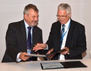 Chief Defence Scientist Dr Alex Zelinsky and LRM Technologies Chairman Mr Ivan Cooper at the Australian International Air Show. LRM-CDS-signings-Avalon