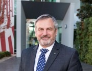 Dr Alex Zelinsky has been made an Officer in the Order of Australia (AO) in the 2017 Queen's birthday honours.