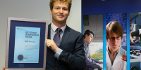Huon received the DST Group Early Career Achievement award at a ceremony in Canberra in December 2015.