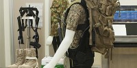 The exoskeleton fitted to a manekin.