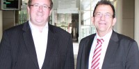 Senator the Hon David Feeney (left) with Deputy Chief Defence Scientist Dr Warren Harch (right) meeting to discuss Maritime Security and other areas of Defence and national security. 